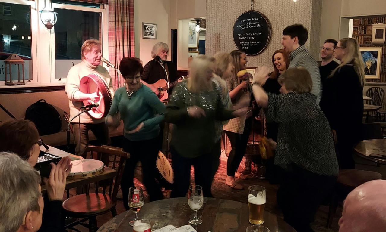 Trawden Arms Community Owned Pub Hotel Winewall Luaran gambar