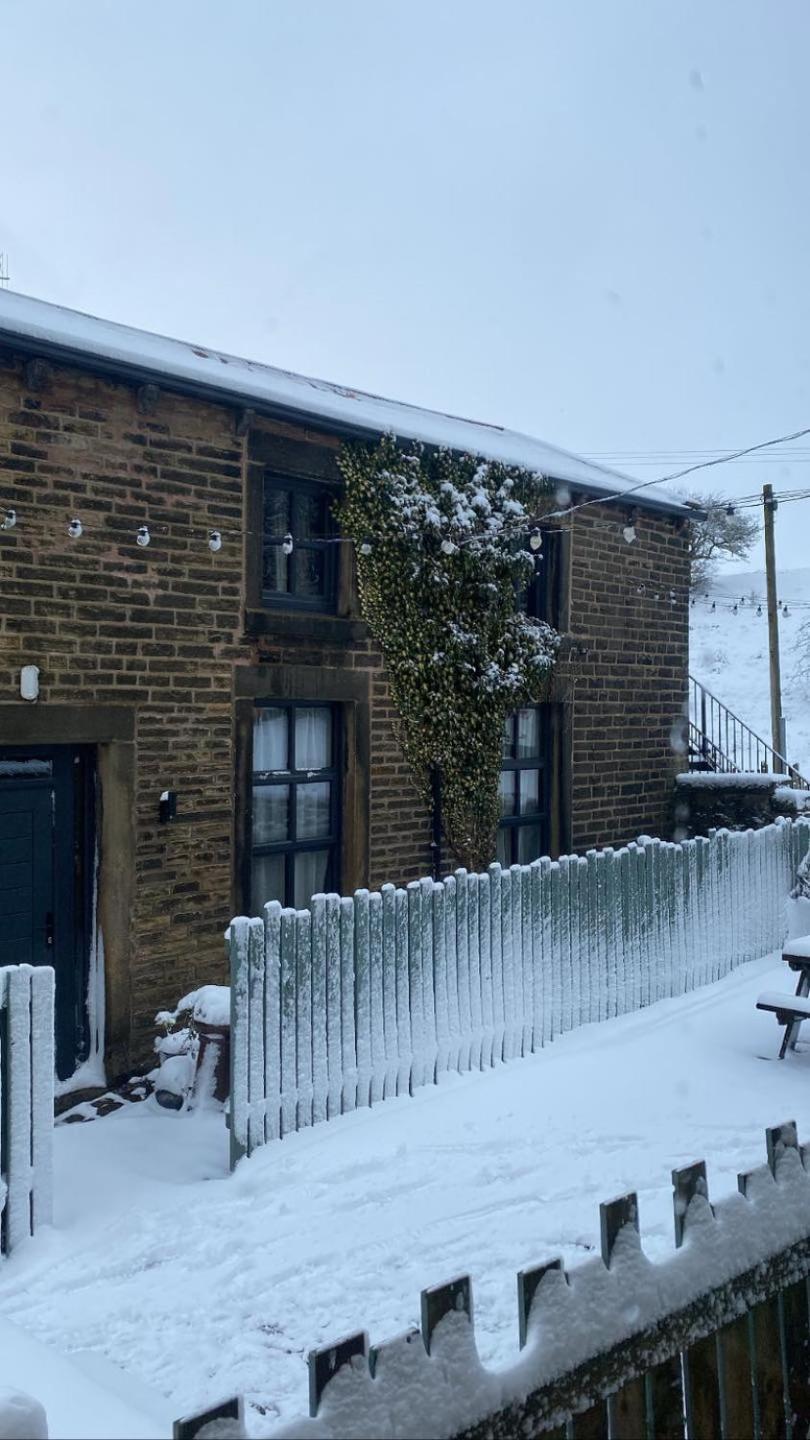 Trawden Arms Community Owned Pub Hotel Winewall Luaran gambar
